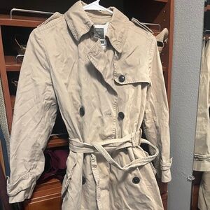 Gap size small petite trench coat